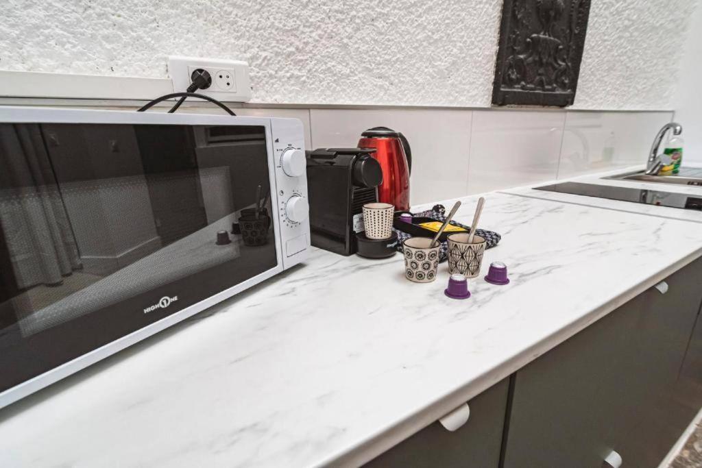Steam, Baignoire Balneo Et Clim Apartment Reims Exterior photo